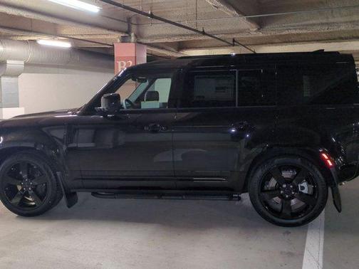 2026 Land Rover Defender P400 X-Dynamic SE