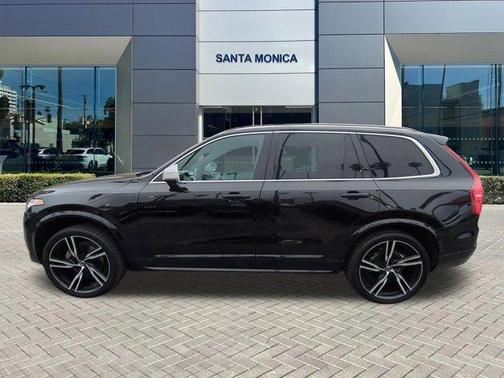 Onyx Black Metallic 2019 Volvo XC90 T5 R-Design