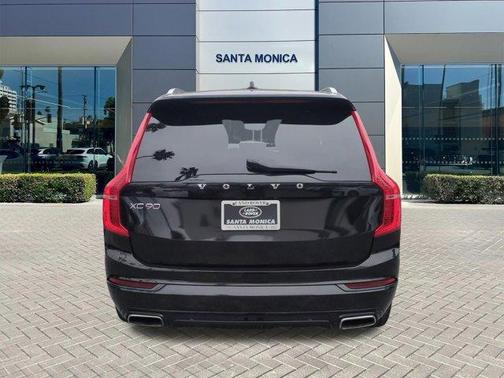Onyx Black Metallic 2019 Volvo XC90 T5 R-Design