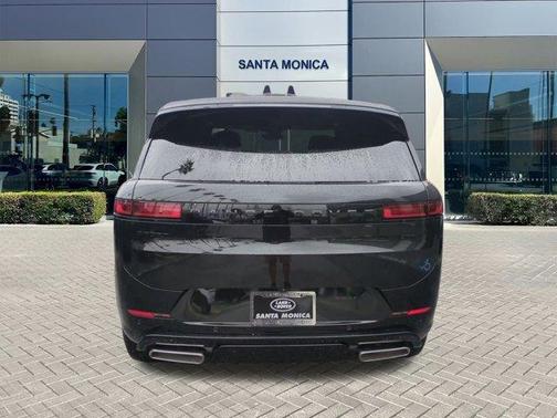 2026 Land Rover Range Rover Sport 5.0 Supercharged Dynamic