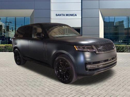 2026 Land Rover Range Rover P530 SE