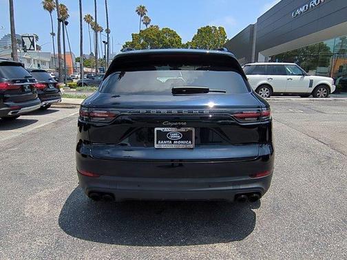 Black 2023 Porsche Cayenne Platinum Edition