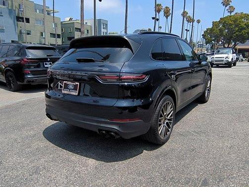 Black 2023 Porsche Cayenne Platinum Edition