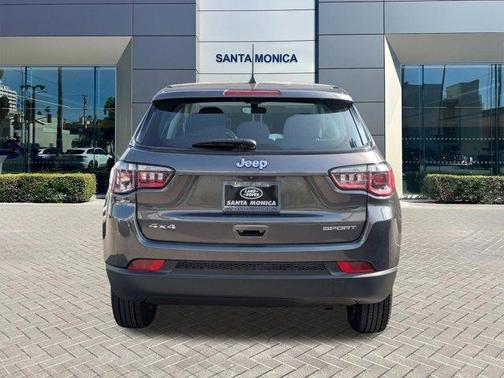 Granite Crystal Clearcoat Metallic 2020 Jeep Compass Sport