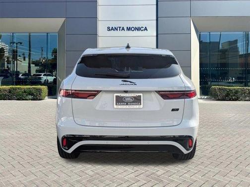 Fuji White 2026 Jaguar F-PACE P250 R-Dynamic S