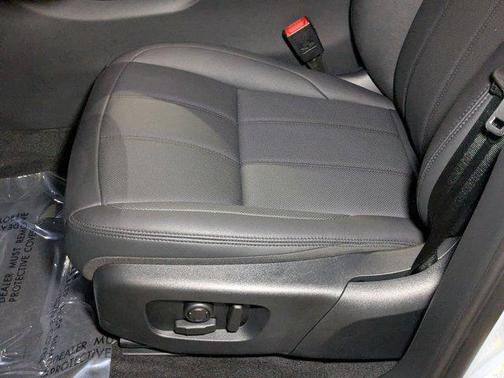 2026 Land Rover Range Rover Evoque Core S