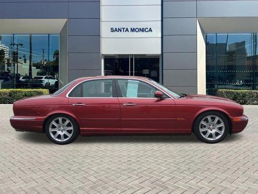 Red 2004 Jaguar XJ8