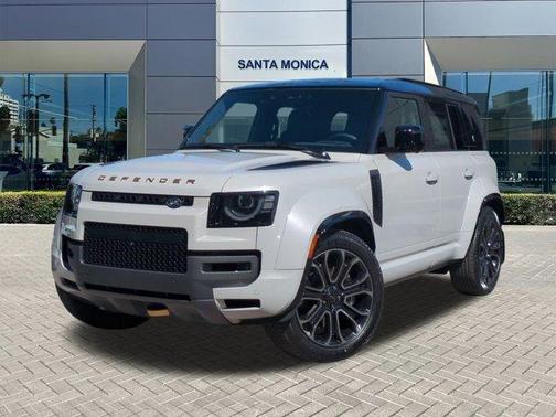 2026 Land Rover Defender OCTA