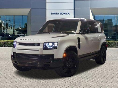 2026 Land Rover Defender P500 X-Dynamic SE