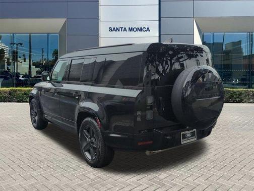 2026 Land Rover Defender P400 X-Dynamic SE