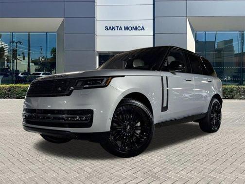 2025 Land Rover Range Rover P530 SE