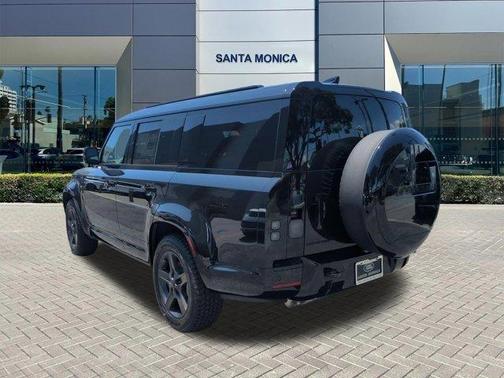Santorini Black 2026 Land Rover Defender P400 X-Dynamic SE