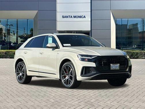 2023 Audi Q8 55 Prestige
