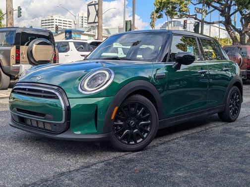 2023 MINI Hardtop Cooper