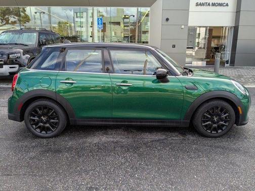 2023 MINI Hardtop Cooper