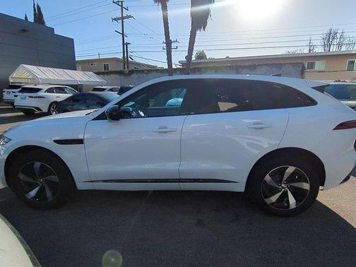 2024 Jaguar F-PACE P250 R-Dynamic S