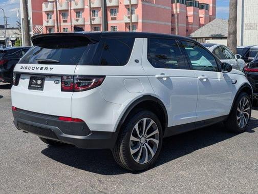 2023 Land Rover Discovery Sport SE