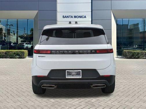 2025 Land Rover Range Rover Sport P360 SE