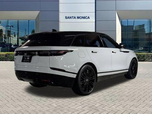 2026 Land Rover Range Rover Velar P250 Dynamic SE