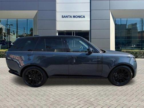 2026 Land Rover Range Rover P400 SE