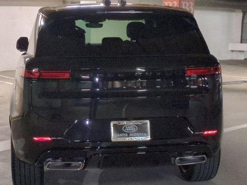 2026 Land Rover Range Rover Sport 5.0 Supercharged Dynamic