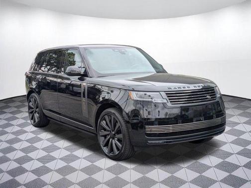Fuji White 2026 Land Rover Range Rover P615 SV