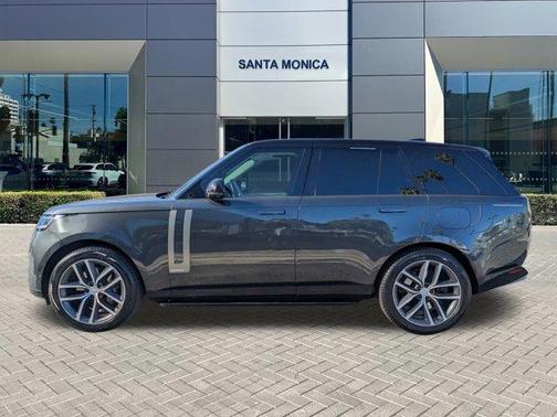 2024 Land Rover Range Rover P550e Autobiography