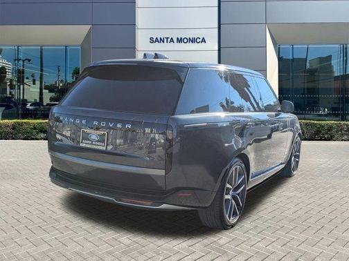 2024 Land Rover Range Rover P550e Autobiography