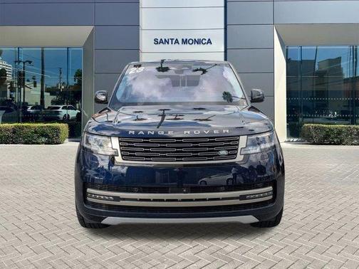 2023 Land Rover Range Rover P530 SE