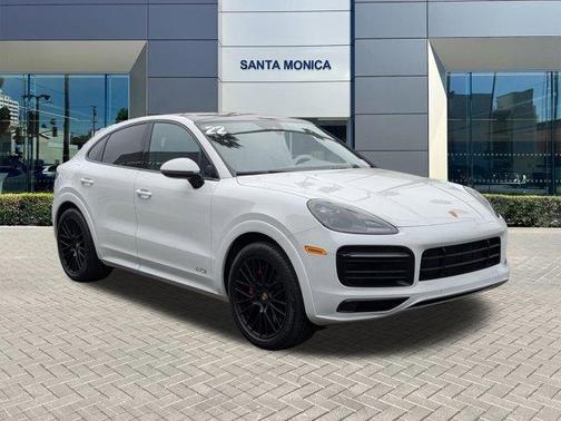 2022 Porsche Cayenne GTS
