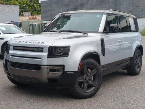 Hakuba Silver 2021 Land Rover Defender 110 X-Dynamic HSE