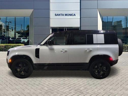 2026 Land Rover Defender P400 X-Dynamic SE