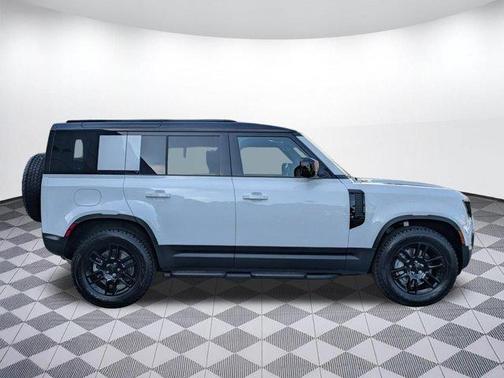 Fuji White 2026 Land Rover Defender P300 S