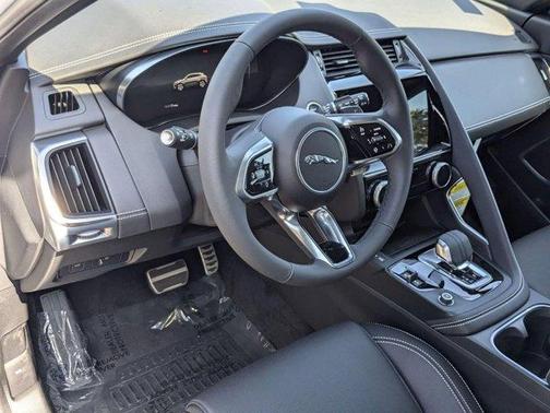 Fuji White 2024 Jaguar E-PACE P250 R-Dynamic SE