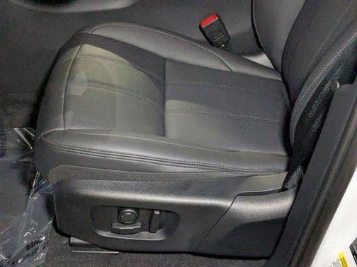 2026 Land Rover Range Rover Evoque Core S