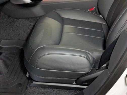 2025 Land Rover Range Rover P530 SE 7 Seat