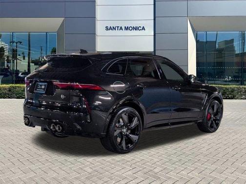 2026 Jaguar F-PACE SVR 575 Edition