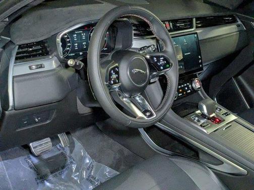 2026 Jaguar F-PACE SVR 575 Edition