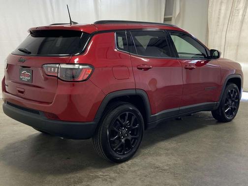 2025 Jeep Compass Latitude