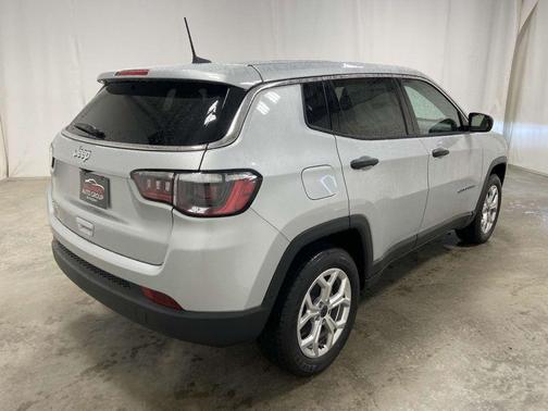 2025 Jeep Compass Sport