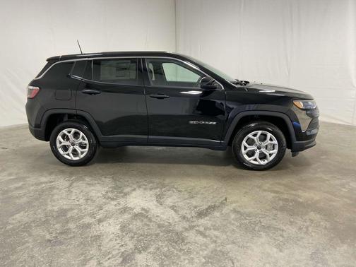 2025 Jeep Compass Sport