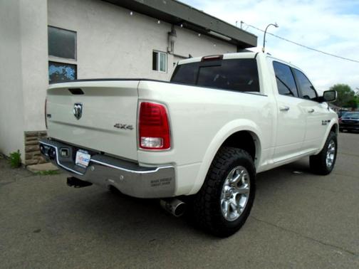 2016 RAM 1500 Laramie