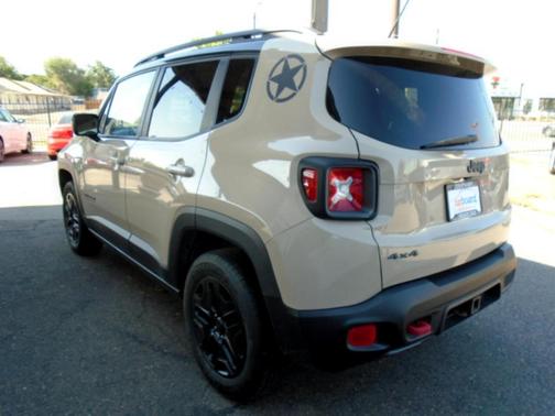 2017 Jeep Renegade Trailhawk