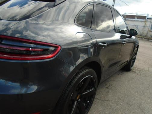 Gray 2018 Porsche Macan S