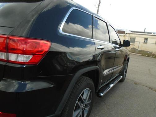 Black 2012 Jeep Grand Cherokee Overland