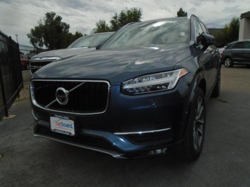 2019 Volvo XC90 T6 Momentum