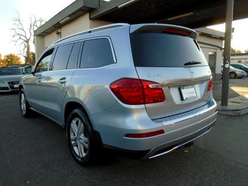 Photo 5 of 52 of 2015 Mercedes-Benz GL-Class GL 450 4MATIC