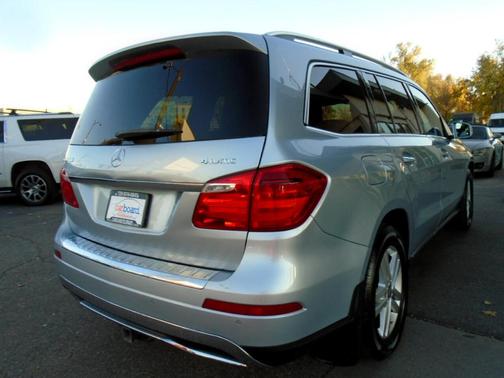 Photo 4 of 52 of 2015 Mercedes-Benz GL-Class GL 450 4MATIC