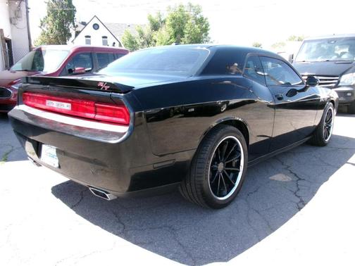 Black 2013 Dodge Challenger R/T