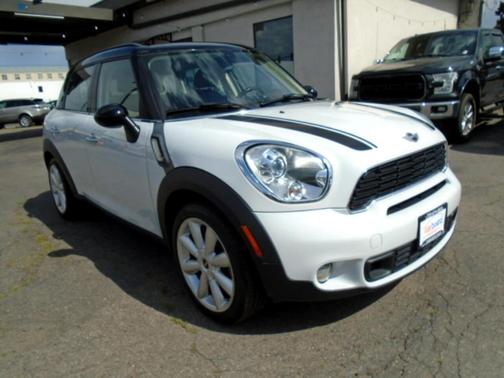 2012 MINI Cooper S Countryman Base